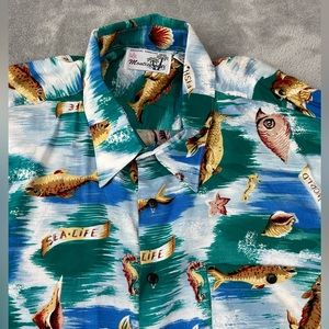Monticerutti Hawaiian Shirt Men’s XL Fish World Sea Life Koi Seahorse Shells